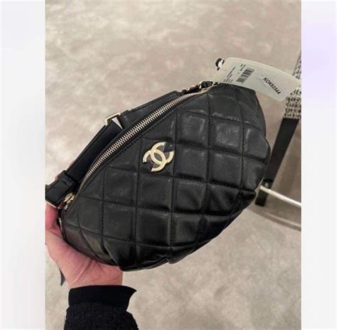 chanel bum bag japan